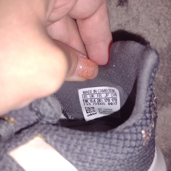 Kids Adidas Sneakers Size 11C - Picture 5 of 5